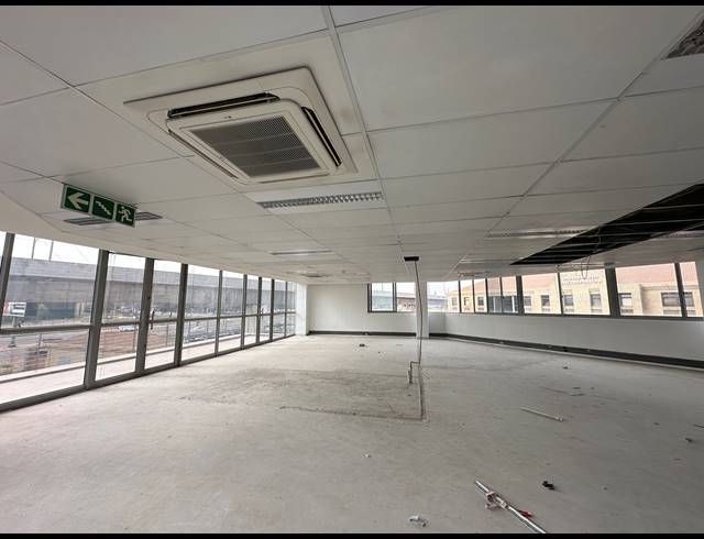 318.70M² OFFICE TO LET IN CENTURION CENTRAL